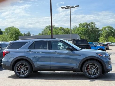 New 2026 Ford Explorer ST AWD/4WD image 41