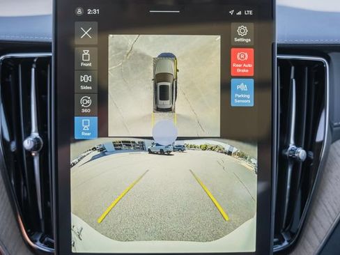 New 2027 Volvo XC60 B5 Ultra AWD/4WD image 44