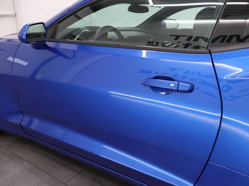 Used 2017 Chevrolet Camaro SS RWD image 33