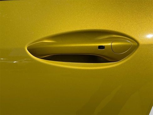 Used 2025 Chevrolet Trax ACTIV w/ Driver Confidence Package image 16