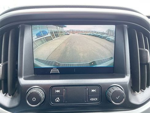 Used 2022 Chevrolet Colorado LT w/ Fleet Safety Package image 14