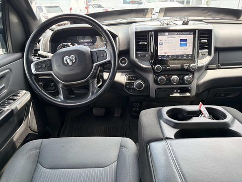 Used 2022 RAM 1500 Big Horn AWD/4WD image 16