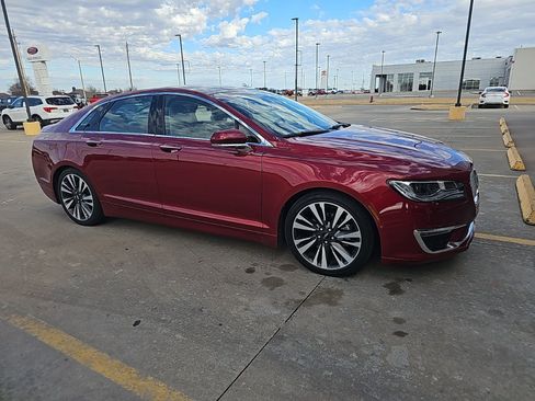 Used 2019 Lincoln MKZ Reserve w/ Luxury Package image 4