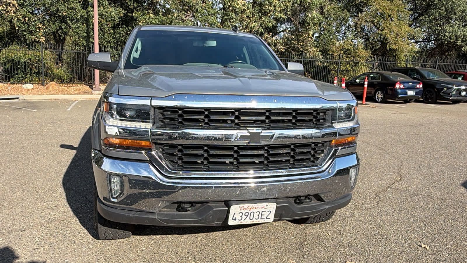 Used 2017 Chevrolet Silverado 1500 LT w/ All Star Edition AWD/4WD image 2