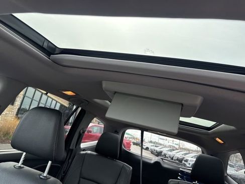 Used 2022 Honda Pilot Elite image 15