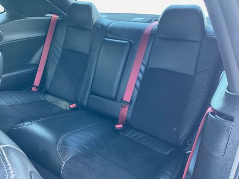 Used 2019 Dodge Challenger SRT Hellcat Redeye image 9