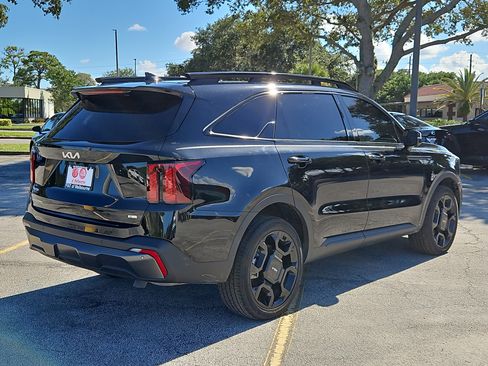 Used 2024 Kia Sorento SX image 4