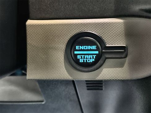 Used 2024 Ford Bronco Wildtrak image 24