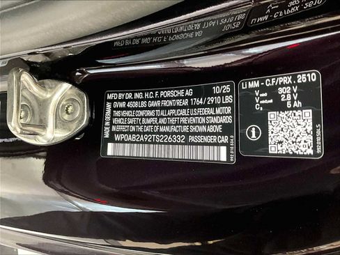 Used 2026 Porsche 911 Carrera GTS image 34