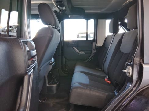 Used 2017 Jeep Wrangler Unlimited Sport AWD/4WD image 19