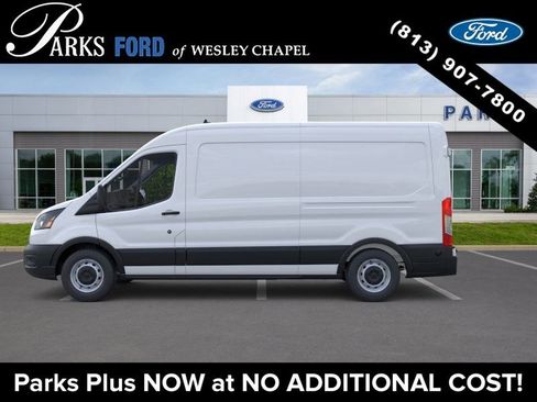 New 2026 Ford Transit 250 148 Medium Roof w/ Load Area Protection Package RWD image 3