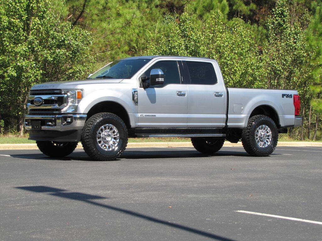 Used 2020 Ford F250 XLT w/ XLT Premium Package AWD/4WD image 3