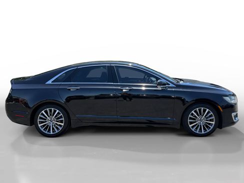 Used 2020 Lincoln MKZ FWD image 6