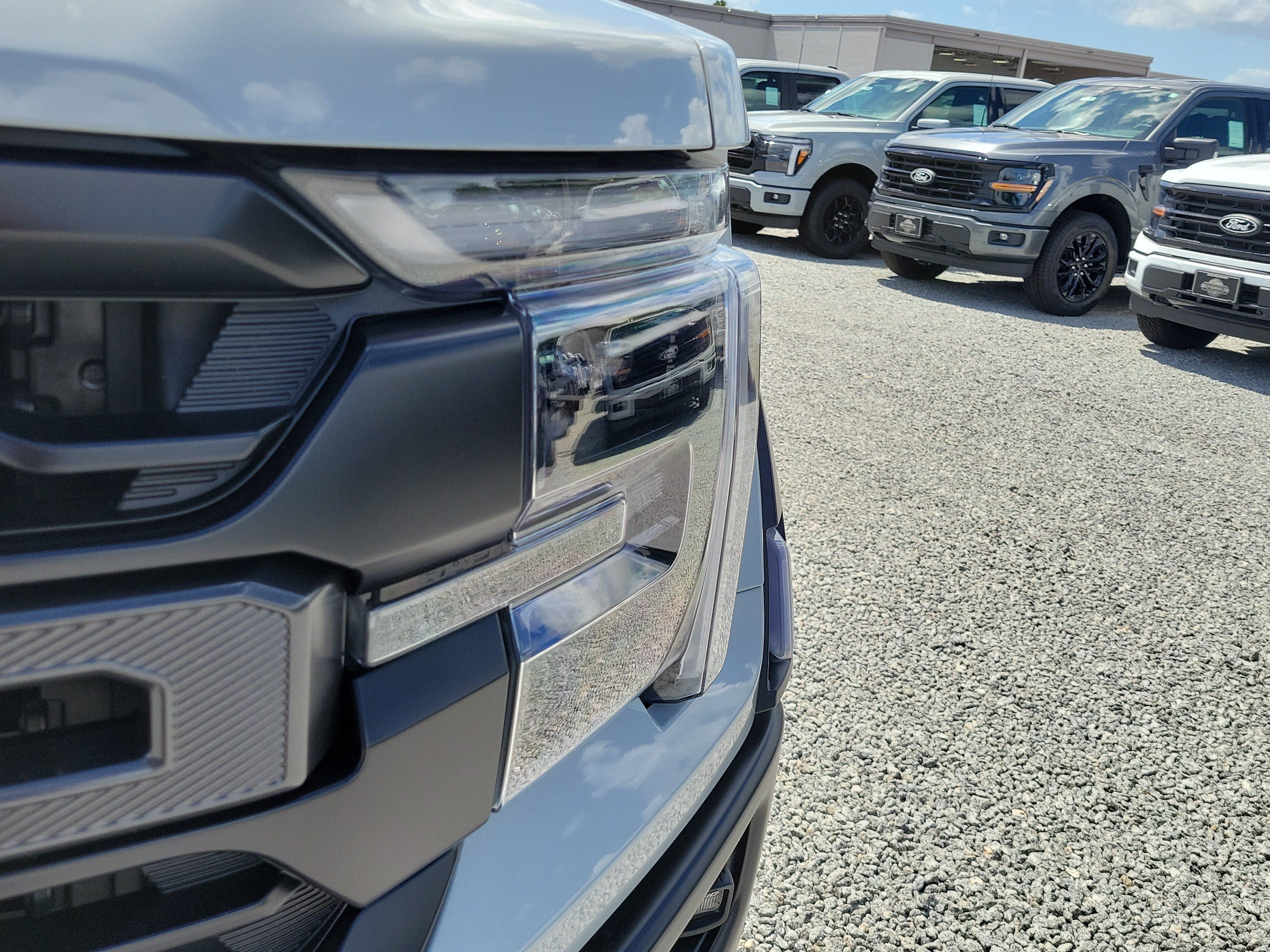 New 2026 Ford F150 Raptor AWD/4WD image 4