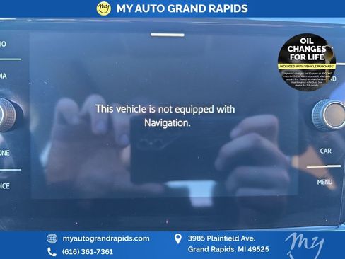 Used 2024 Volkswagen Taos SE image 19