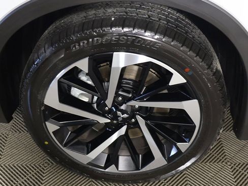 New 2025 Mitsubishi Outlander SE AWD/4WD image 23