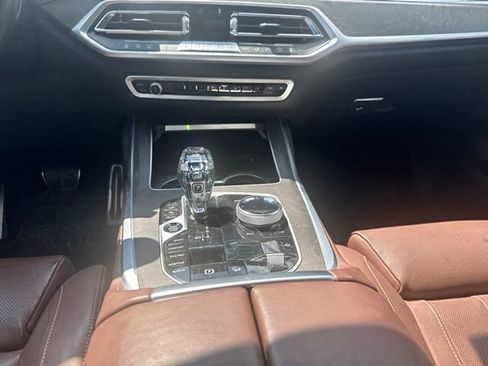 Used 2022 BMW X7 M50i AWD/4WD image 22