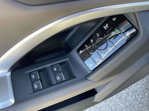 Certified 2025 Audi Q5 Prestige AWD/4WD image 19