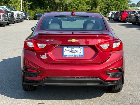 Used 2017 Chevrolet Cruze LT w/ RS Package FWD image 4