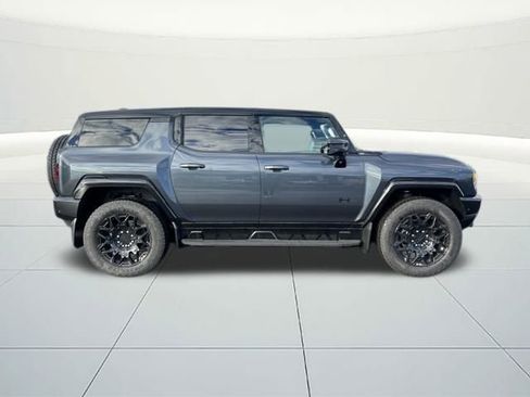 New 2025 GMC Hummer EV 2X w/ LPO, Dark Essentials Package image 9