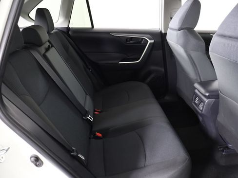 Used 2025 Toyota RAV4 LE AWD/4WD image 29