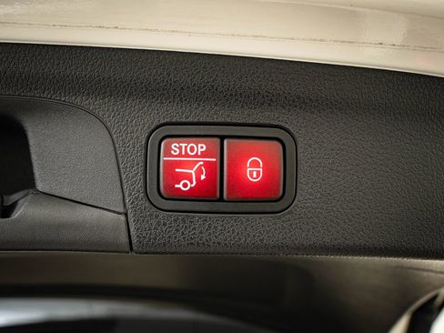 Used 2024 Mercedes-Benz GLE 350 4MATIC image 22