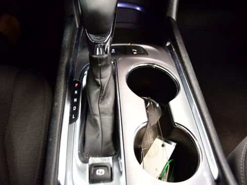 Used 2024 Chevrolet Malibu LT image 25