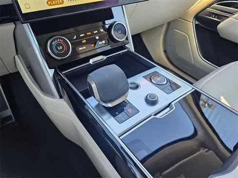 Used 2023 Land Rover Range Rover SE image 34