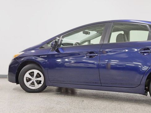 Used 2012 Toyota Prius Two image 11