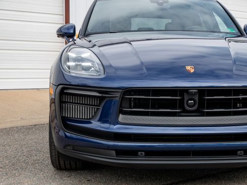 New 2026 Porsche Macan S AWD/4WD image 10