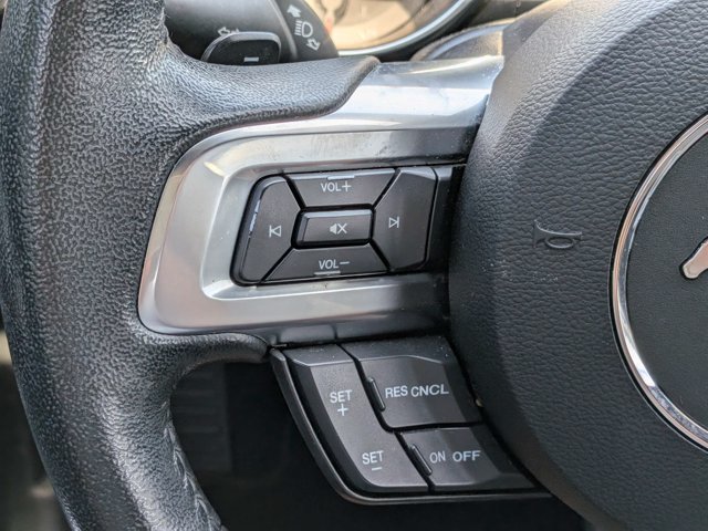 Used 2020 Ford Mustang Convertible RWD image 21