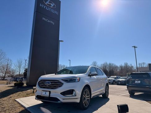 Used 2019 Ford Edge Titanium w/ Equipment Group 301A image 2