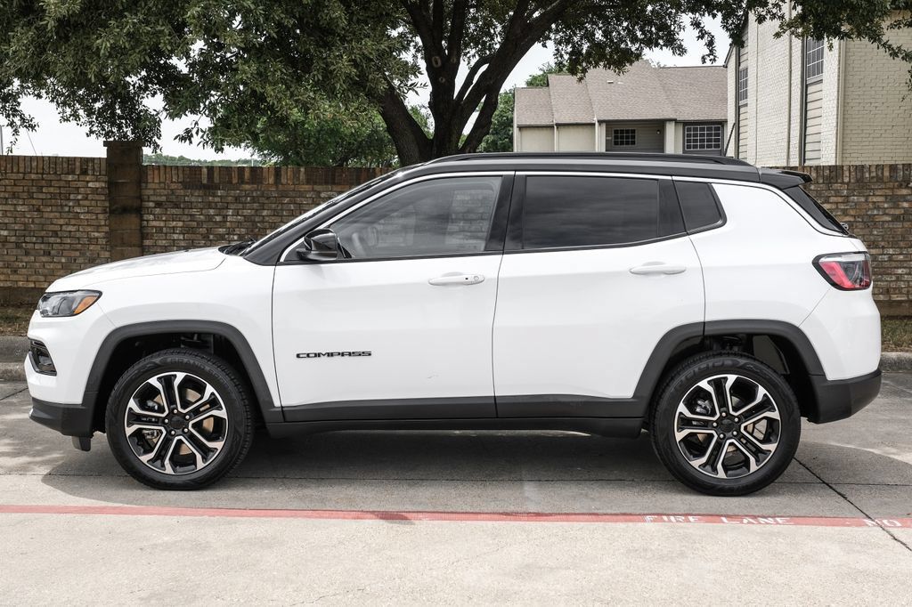 Used 2023 Jeep Compass Limited AWD/4WD image 20