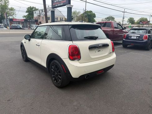 Used 2018 MINI Cooper 2-Door Hardtop FWD image 5
