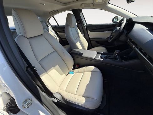 New 2026 MAZDA MAZDA3 2.5 S Sedan w/ Preferred Pkg image 19