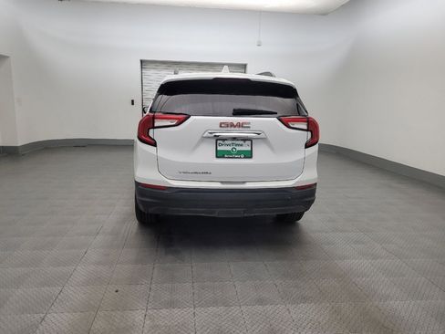 Used 2023 GMC Terrain SLE w/ Driver Convenience Package image 6