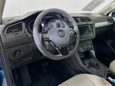Used 2020 Volkswagen Tiguan S FWD image 9