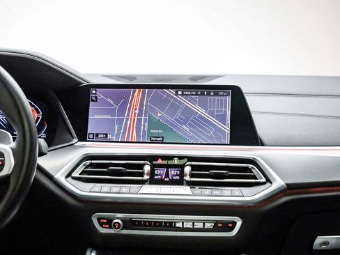 Certified 2023 BMW X6 xDrive40i w/ M Sport Package image 15