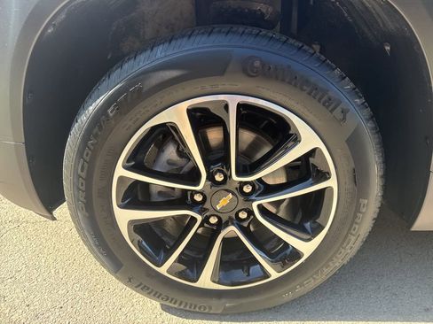 Used 2024 Chevrolet TrailBlazer LT w/ Convenience Package image 9