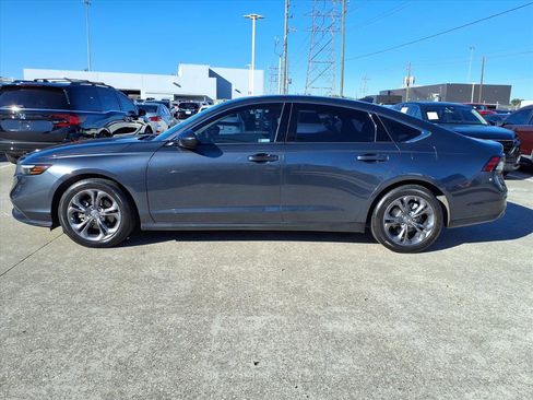 Certified 2023 Honda Accord EX image 22