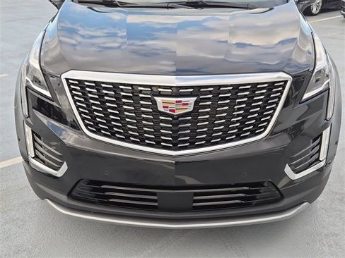Used 2022 Cadillac XT5 Premium Luxury w/ Technology Package image 9