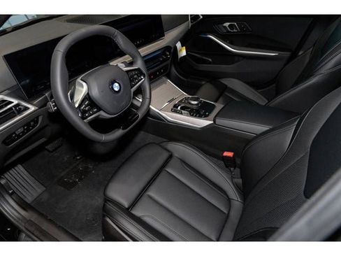 New 2026 BMW 330i xDrive Sedan w/ Convenience Package AWD/4WD image 55