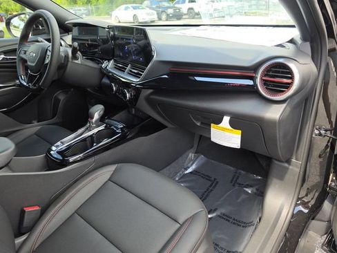 New 2026 Chevrolet Trax RS w/ Driver Confidence Package FWD image 13