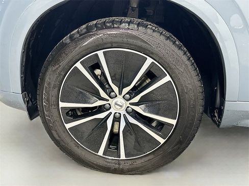 Used 2020 Volvo XC90 T5 Momentum image 34