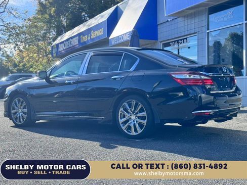 Used 2016 Honda Accord Sport image 7