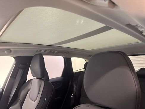 Certified 2026 Volvo XC60 B5 Plus AWD/4WD image 16