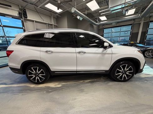 Used 2020 Honda Pilot Touring image 36