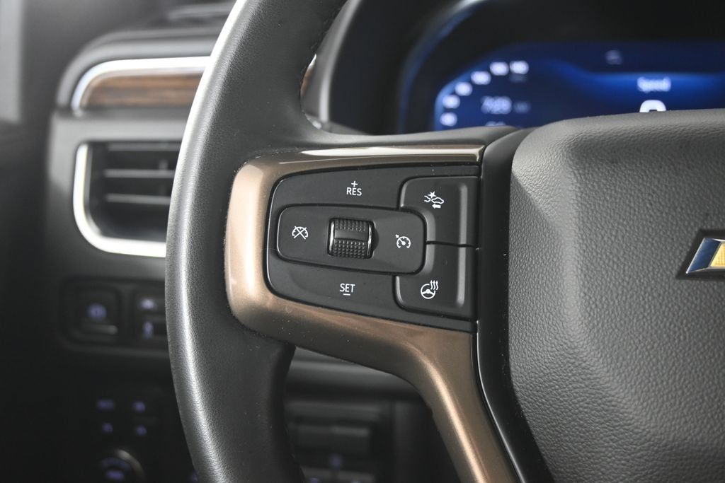 Used 2024 Chevrolet Tahoe High Country AWD/4WD image 36