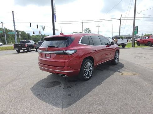 Used 2025 Buick Enclave Avenir w/ Super Cruise Package AWD/4WD image 6
