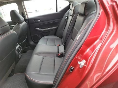 Used 2023 Nissan Altima 2.5 SR AWD/4WD image 10